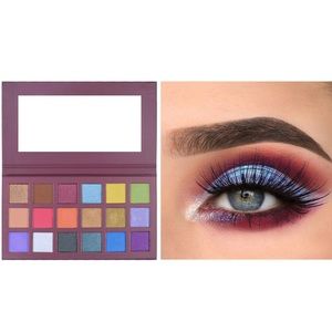 Eyeshadow pallet 18 colors